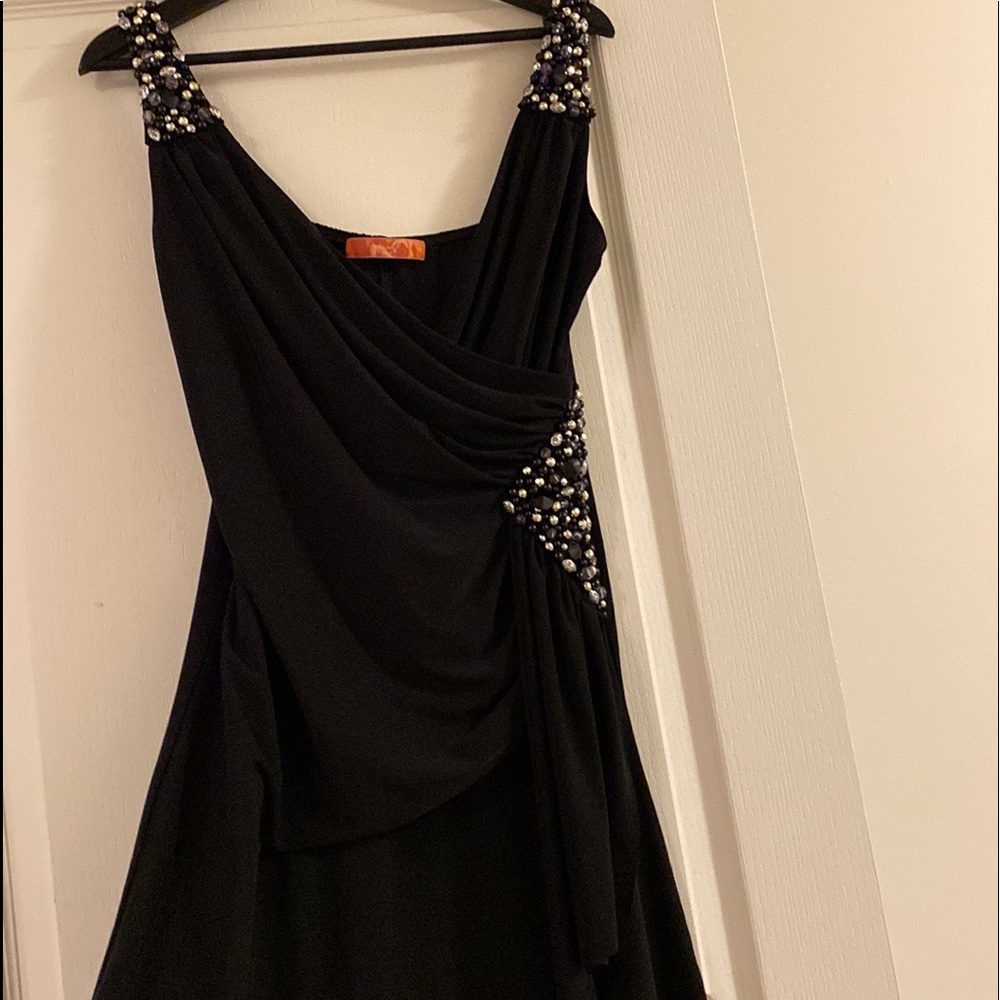 Natural elegance black lycra dress for party💃
